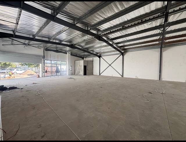 450M² RETAIL TO LET IN DE KUILEN